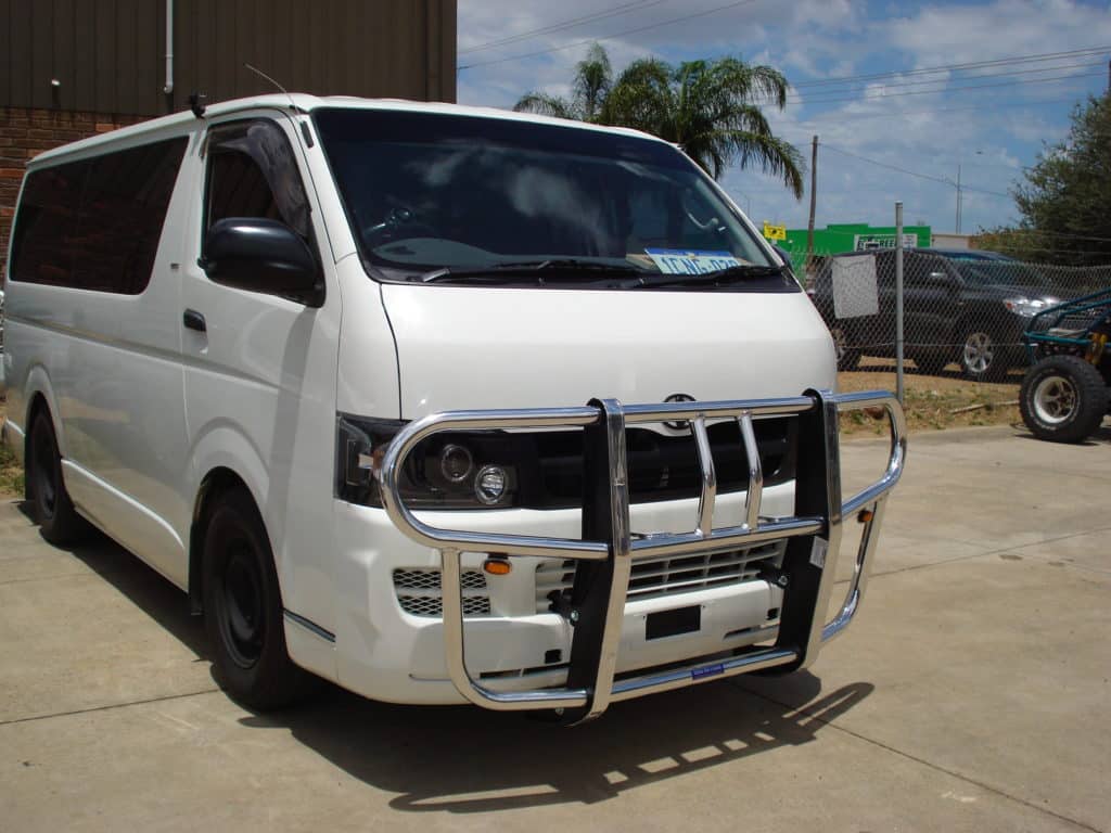 Toyota Hiace Van Bull Bar | Irvin Bullbars Perth | Toyota Hiace Van ...