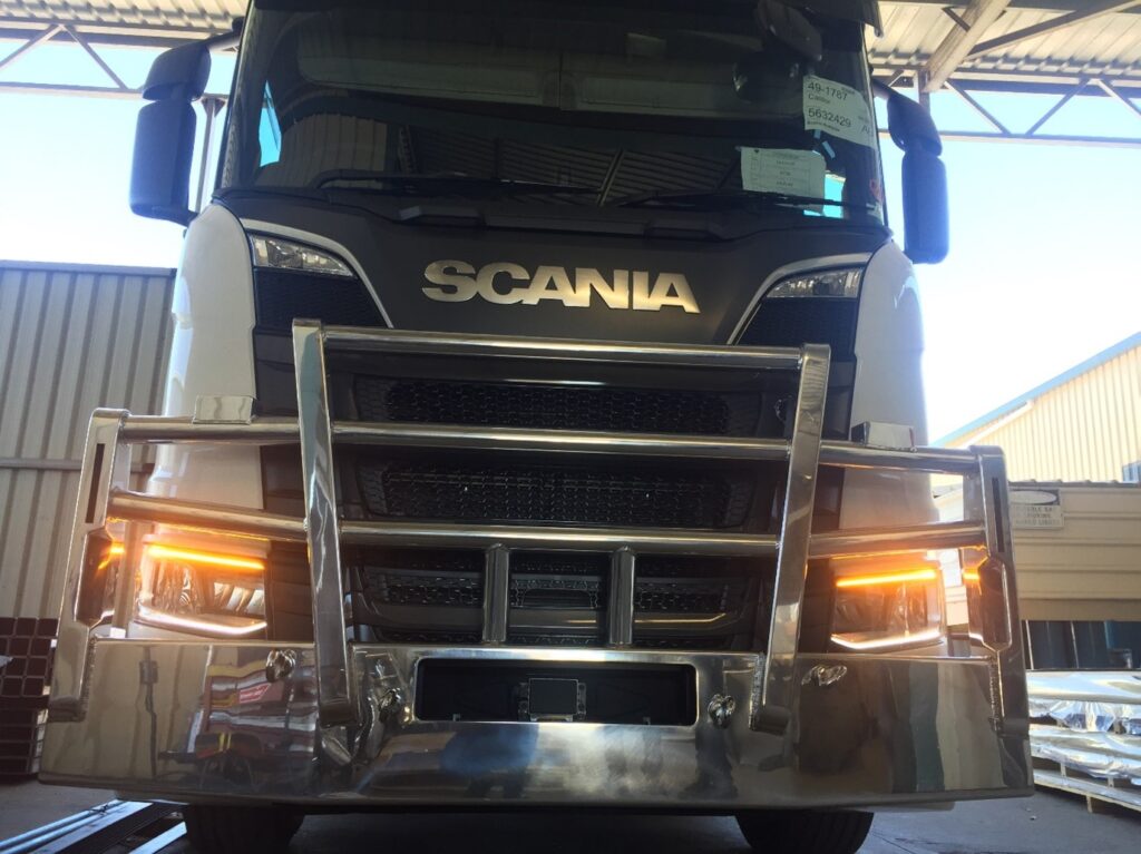 Scania R Cab Bull Bar | Irvin Bullbars Perth | Scania R Cab Bullbars ...